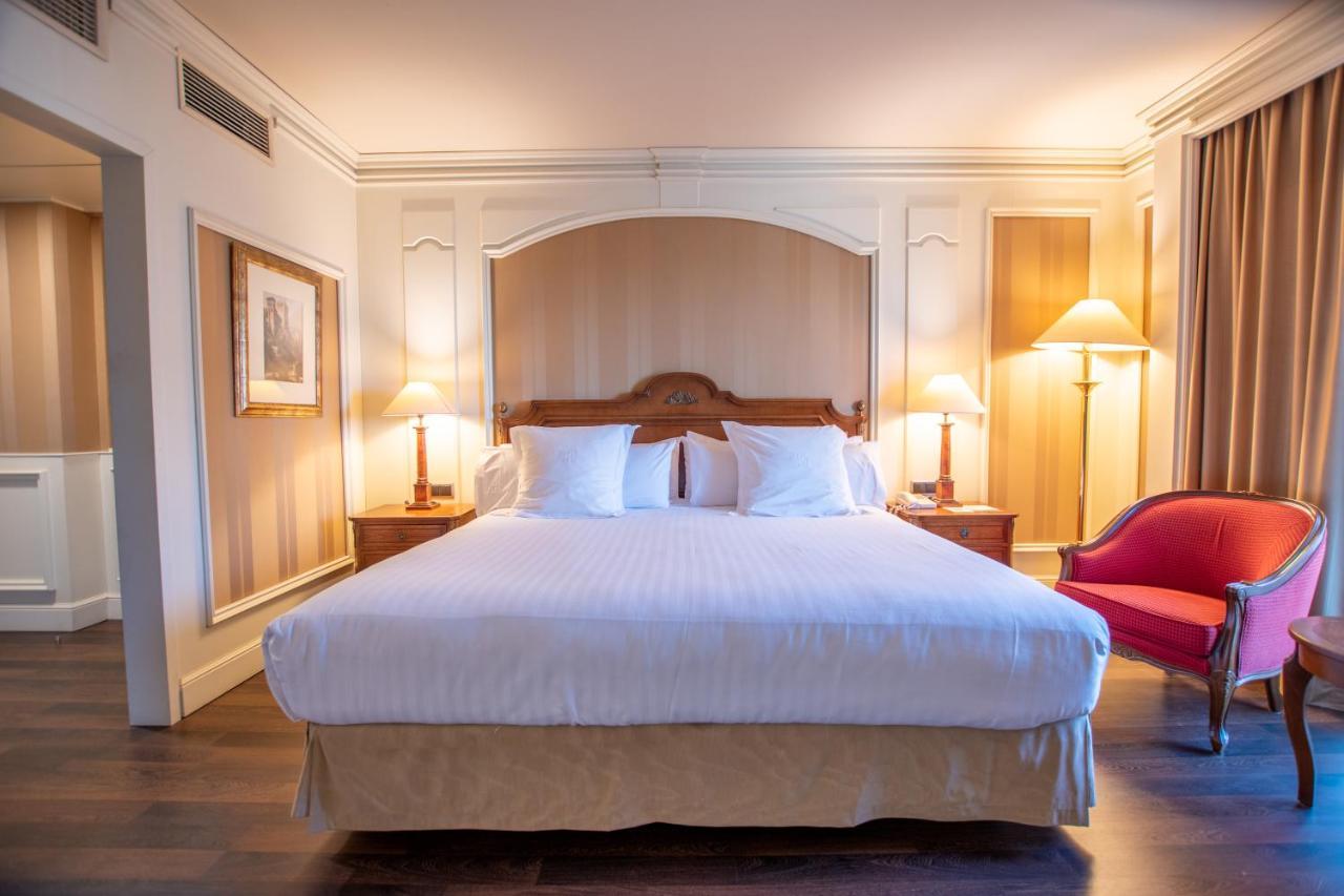 Center Hotel 4*