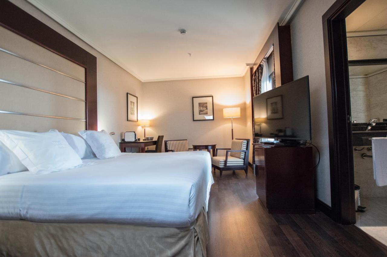 Center Hotel